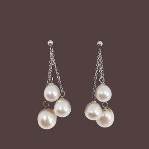 White Freshwater Pearl Dangle Cluster Earrings (NWOT)